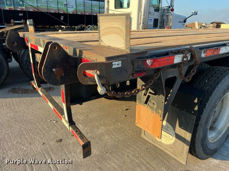 image for item EJ3022 2007 Wabash Transcraft SF-660H flatbed trailer