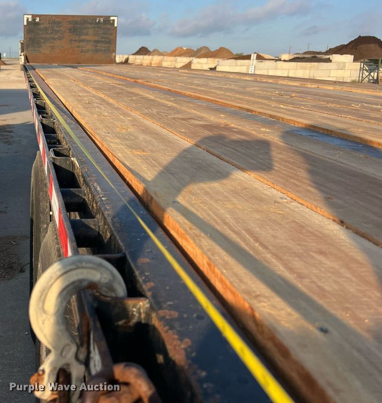 image for item EJ3022 2007 Wabash Transcraft SF-660H flatbed trailer