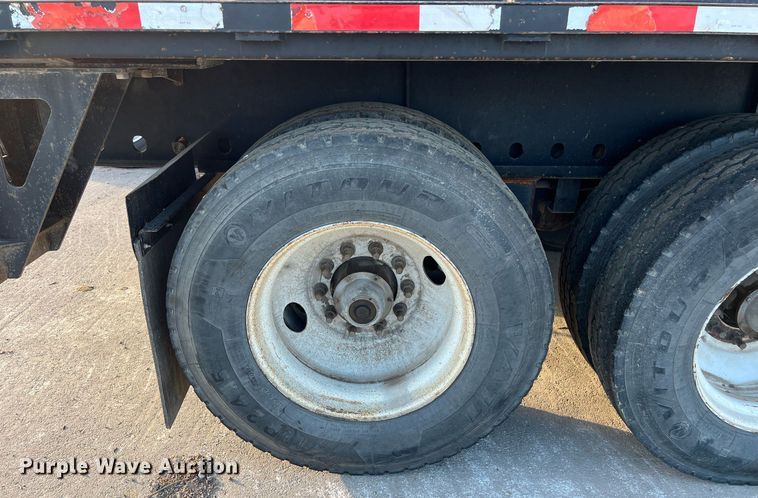 image for item EJ3022 2007 Wabash Transcraft SF-660H flatbed trailer