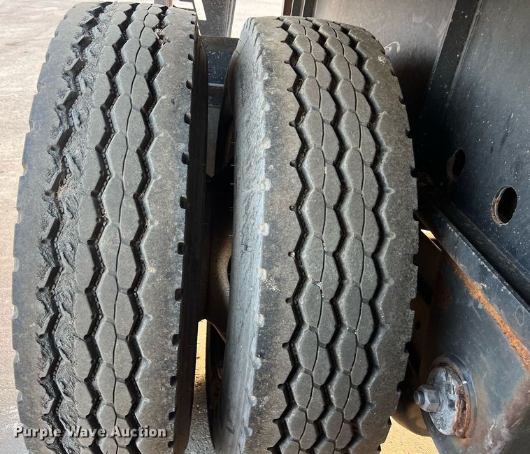 image for item EJ3022 2007 Wabash Transcraft SF-660H flatbed trailer