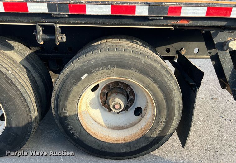 image for item EJ3022 2007 Wabash Transcraft SF-660H flatbed trailer