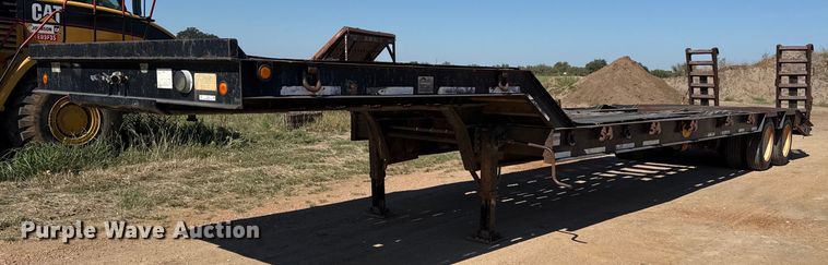 image for item EJ3081 2002 Viking VFD46R16F35T drop deck equipment trailer