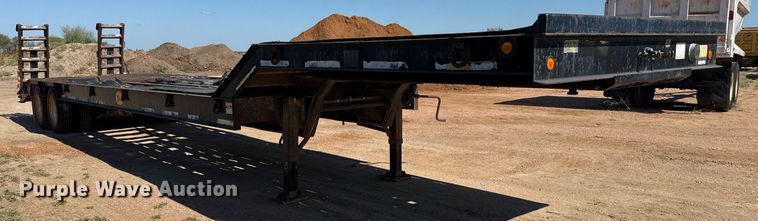 image for item EJ3081 2002 Viking VFD46R16F35T drop deck equipment trailer