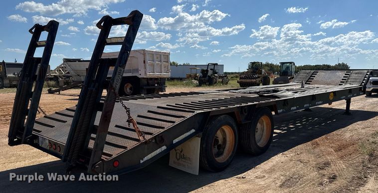 image for item EJ3081 2002 Viking VFD46R16F35T drop deck equipment trailer