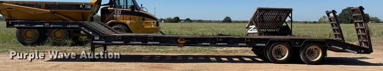 image for item EJ3081 2002 Viking VFD46R16F35T drop deck equipment trailer