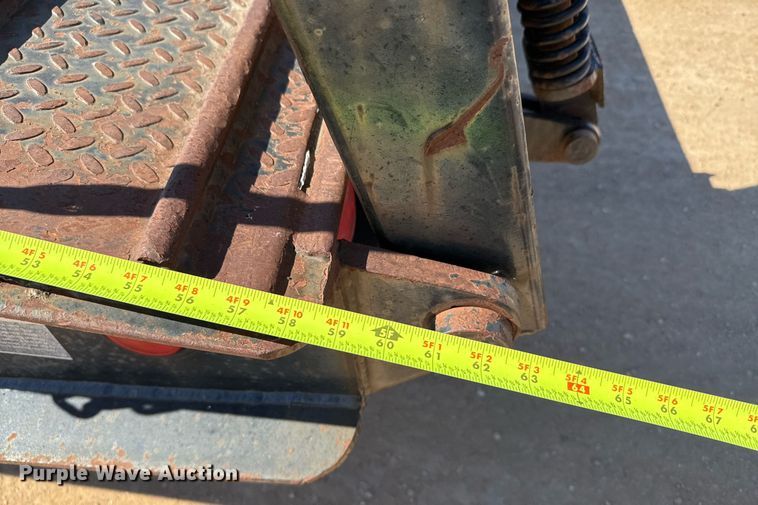 image for item EJ3081 2002 Viking VFD46R16F35T drop deck equipment trailer