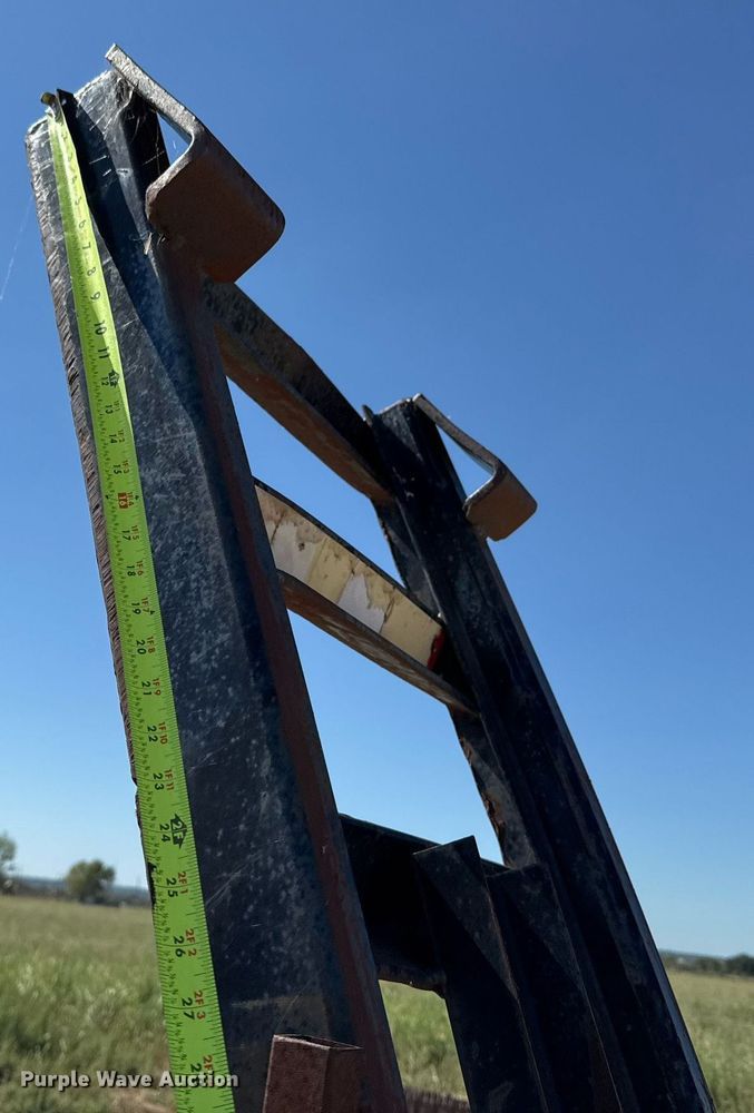 image for item EJ3081 2002 Viking VFD46R16F35T drop deck equipment trailer