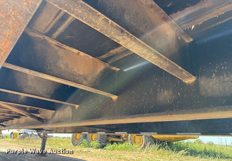 image for item EJ3081 2002 Viking VFD46R16F35T drop deck equipment trailer