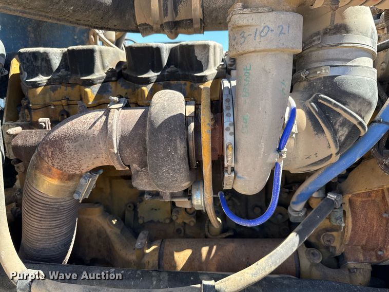 image for item EJ3082 1999 Peterbilt 378 semi truck