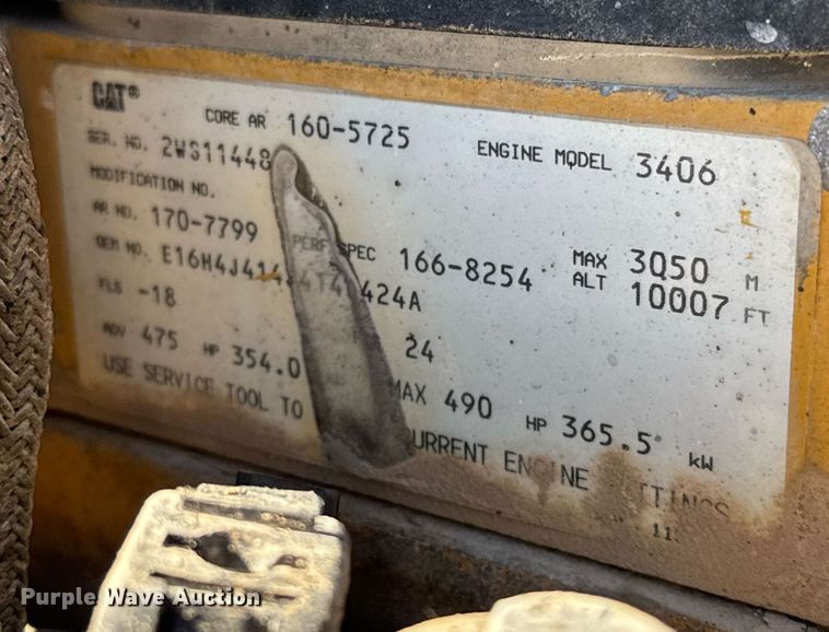 image for item EJ3082 1999 Peterbilt 378 semi truck