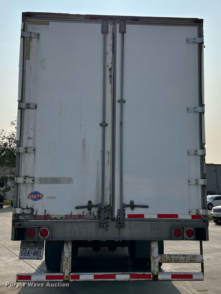 image for item EJ7277 2007 Utility Trailer dry van trailer