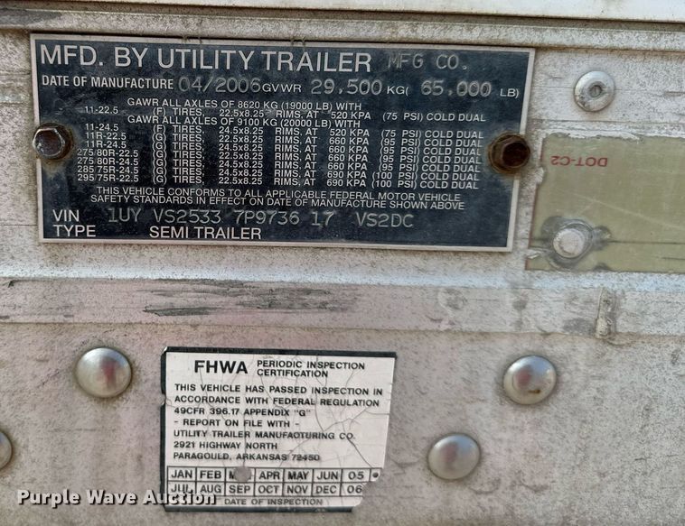 image for item EJ7277 2007 Utility Trailer dry van trailer