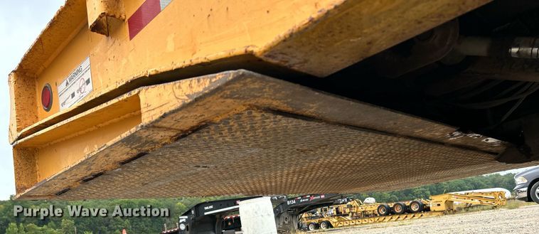 image for item EK3333 1993 Trail King TK100HT-483 drop deck hydraulic tail equipment trailer