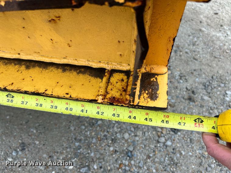 image for item EK3333 1993 Trail King TK100HT-483 drop deck hydraulic tail equipment trailer