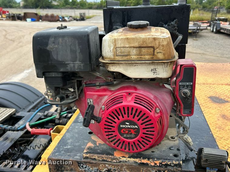 image for item EK3333 1993 Trail King TK100HT-483 drop deck hydraulic tail equipment trailer