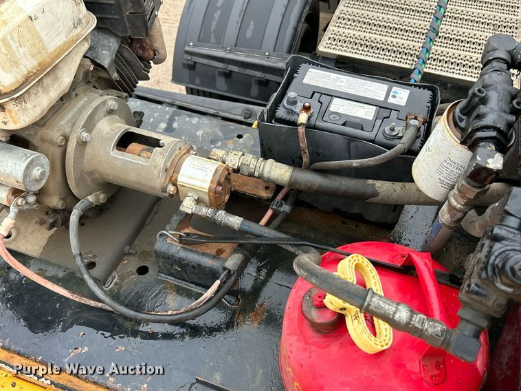 image for item EK3333 1993 Trail King TK100HT-483 drop deck hydraulic tail equipment trailer