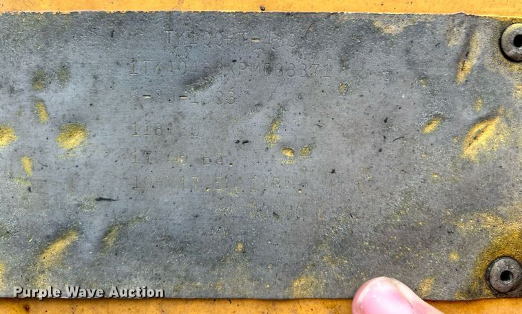 image for item EK3333 1993 Trail King TK100HT-483 drop deck hydraulic tail equipment trailer