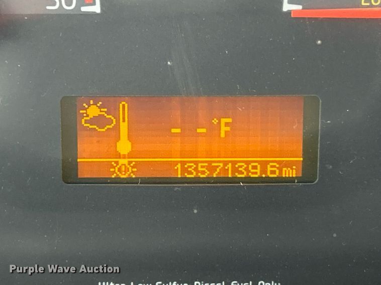 image for item EK3341 2008 Volvo VNM semi truck