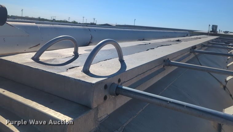 image for item EQ2145 2008 Pinson feed delivery trailer