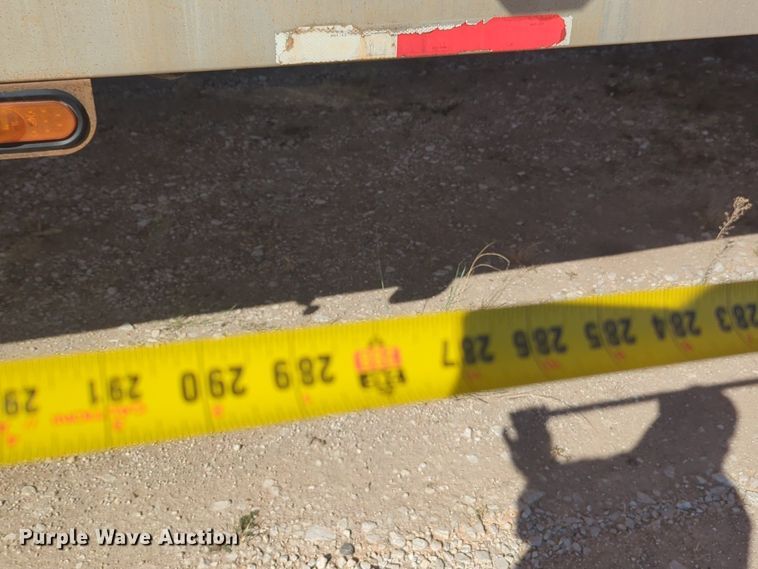 image for item EQ2145 2008 Pinson feed delivery trailer