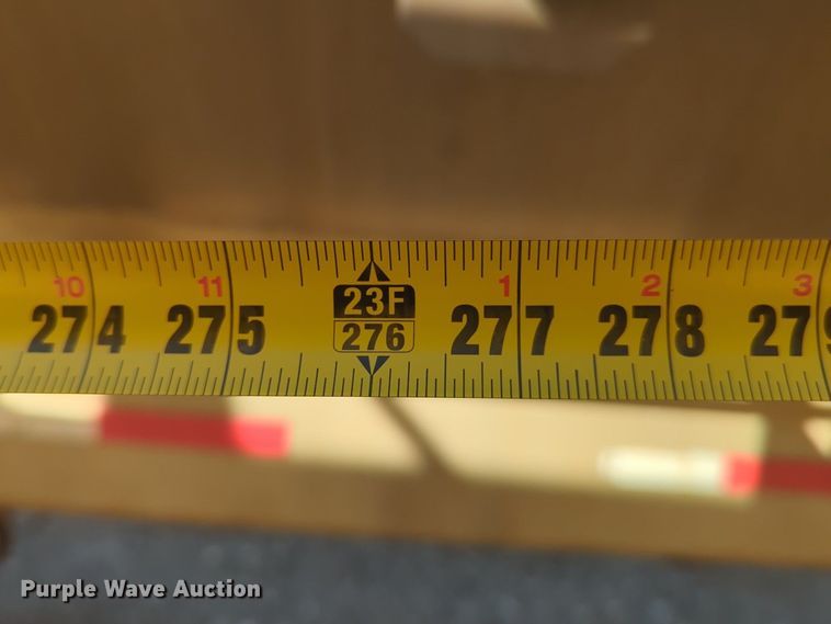 image for item EQ2146 2006 Pinson feed delivery trailer