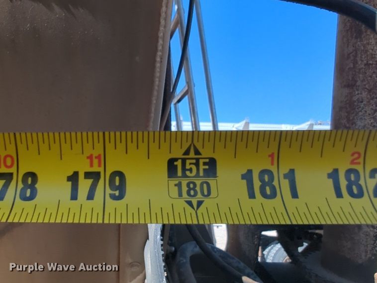 image for item EQ2146 2006 Pinson feed delivery trailer