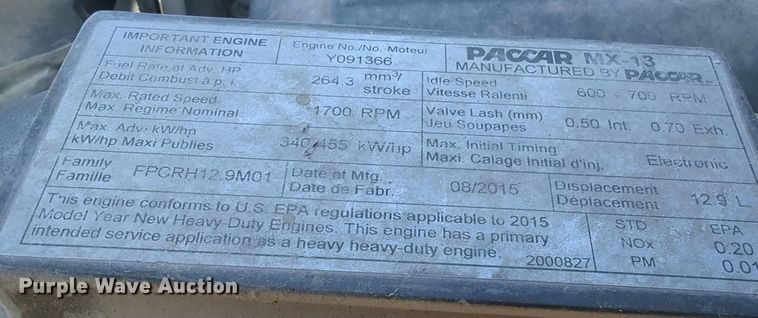 image for item EQ2257 2016 Kenworth T880 semi truck