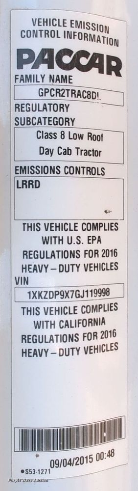 image for item EQ2257 2016 Kenworth T880 semi truck