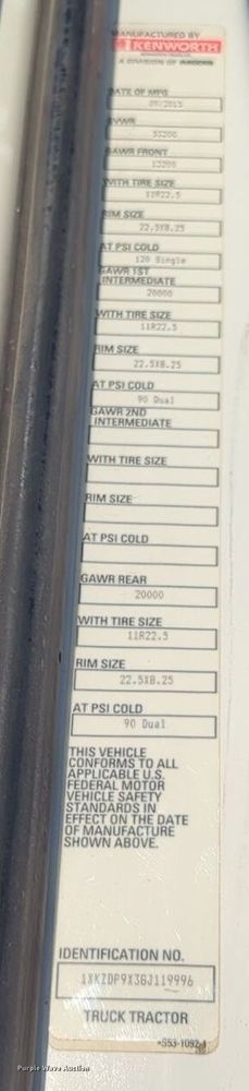 image for item EQ2261 2016 Kenworth  T880 semi truck