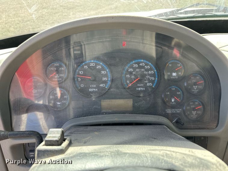 image for item ER8007 2009 International DuraStar 4300 feed mixer truck