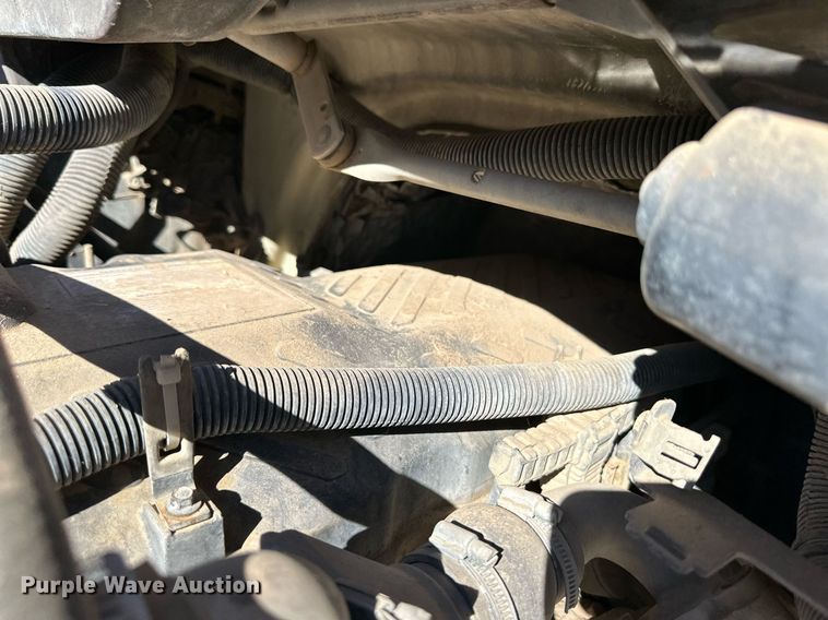 image for item ER8007 2009 International DuraStar 4300 feed mixer truck