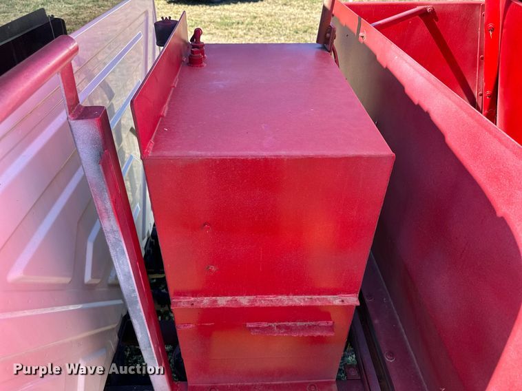 image for item ER8007 2009 International DuraStar 4300 feed mixer truck