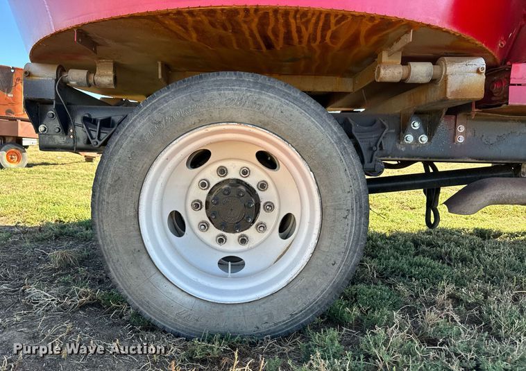 image for item ER8007 2009 International DuraStar 4300 feed mixer truck