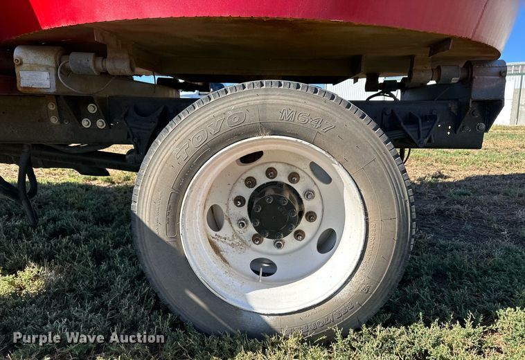 image for item ER8007 2009 International DuraStar 4300 feed mixer truck