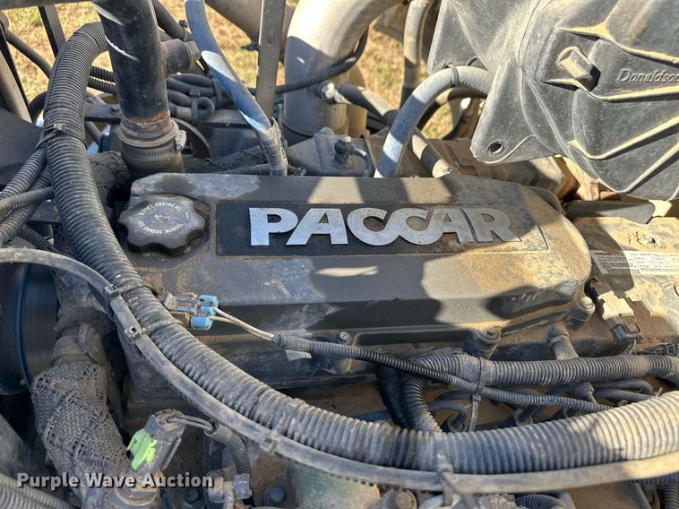 image for item ER8009 2008 Peterbilt 325 flatbed truck