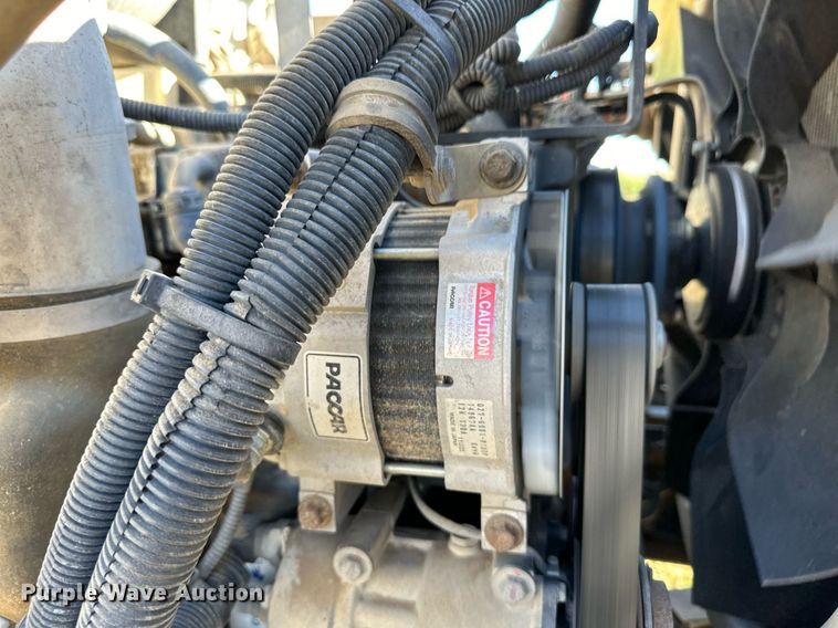 image for item ER8009 2008 Peterbilt 325 flatbed truck