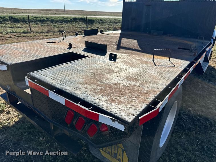 image for item ER8010 2009 Kenworth T270 flatbed truck