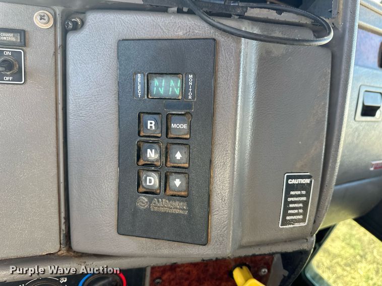 image for item ER8010 2009 Kenworth T270 flatbed truck