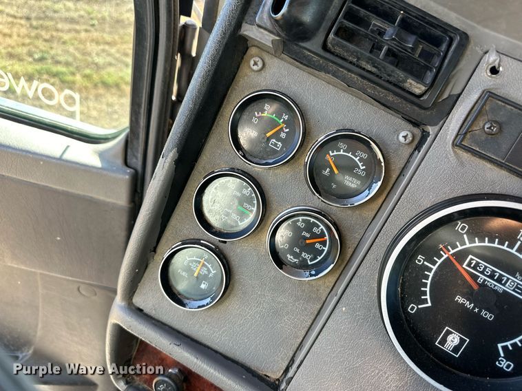 image for item ER8010 2009 Kenworth T270 flatbed truck