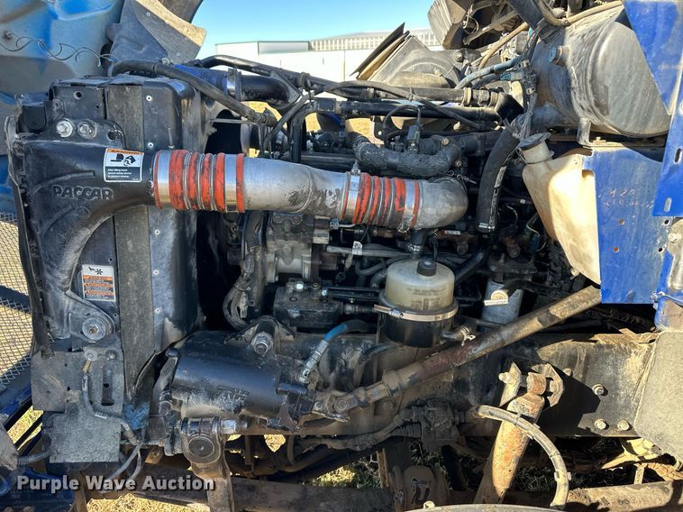 image for item ER8010 2009 Kenworth T270 flatbed truck