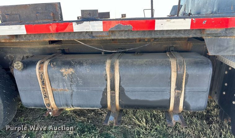 image for item ER8010 2009 Kenworth T270 flatbed truck