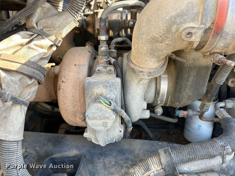 image for item ER8025 2009 Kenworth T370 flatbed truck