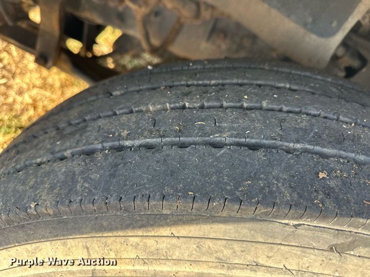 image for item ER8025 2009 Kenworth T370 flatbed truck