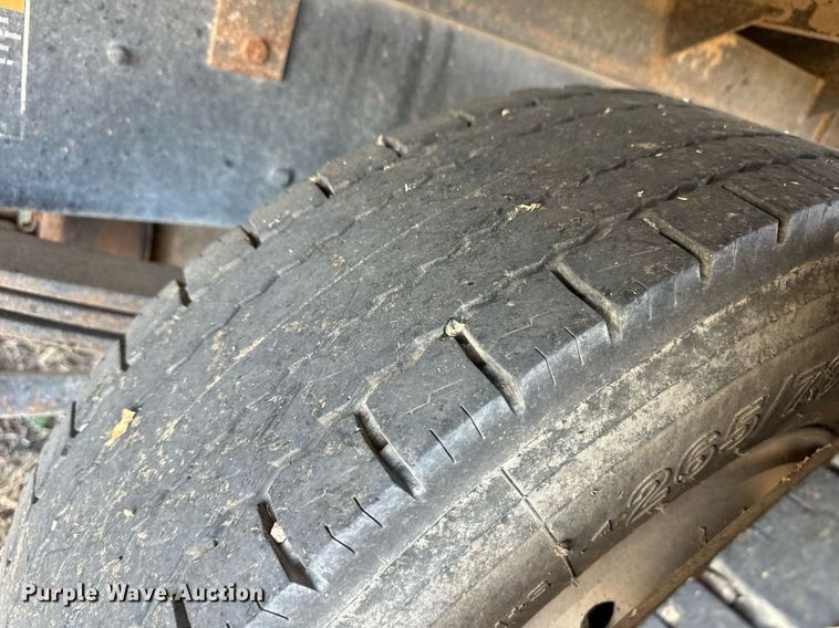 image for item ER8025 2009 Kenworth T370 flatbed truck