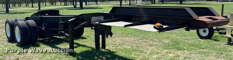 image for item IE9106 2002 Scona Jeep