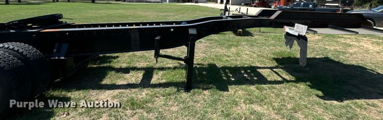 image for item IE9106 2002 Scona Jeep