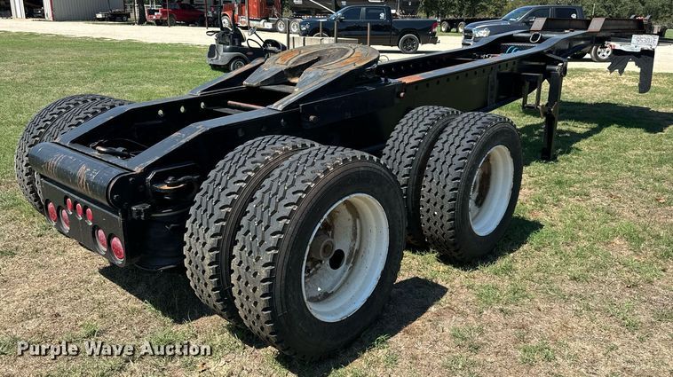 image for item IE9106 2002 Scona Jeep