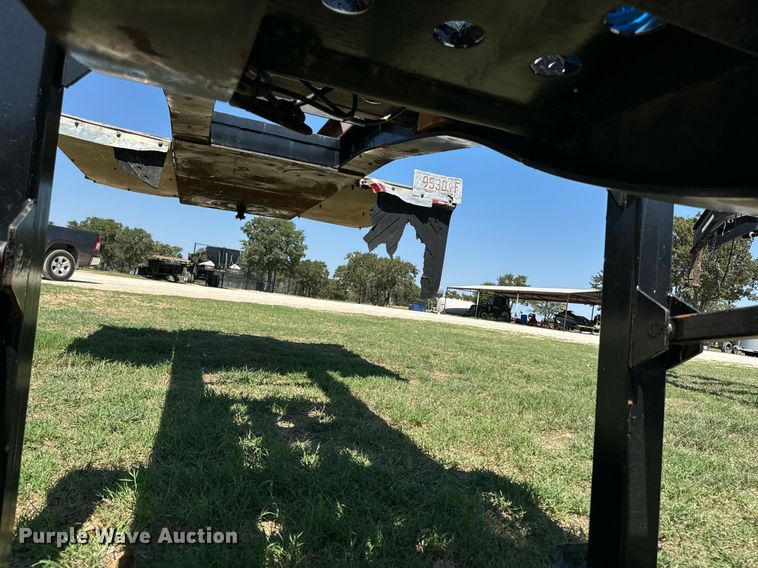 image for item IE9106 2002 Scona Jeep