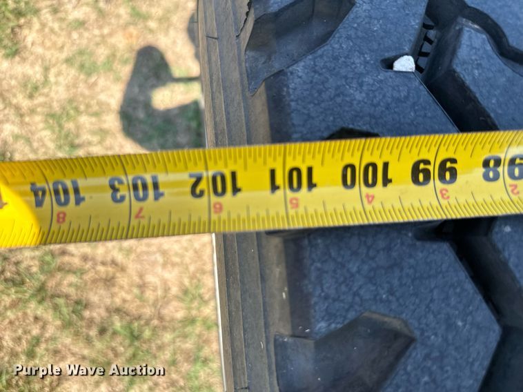 image for item IE9106 2002 Scona Jeep