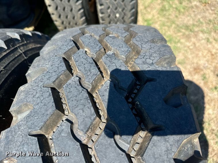 image for item IE9106 2002 Scona Jeep